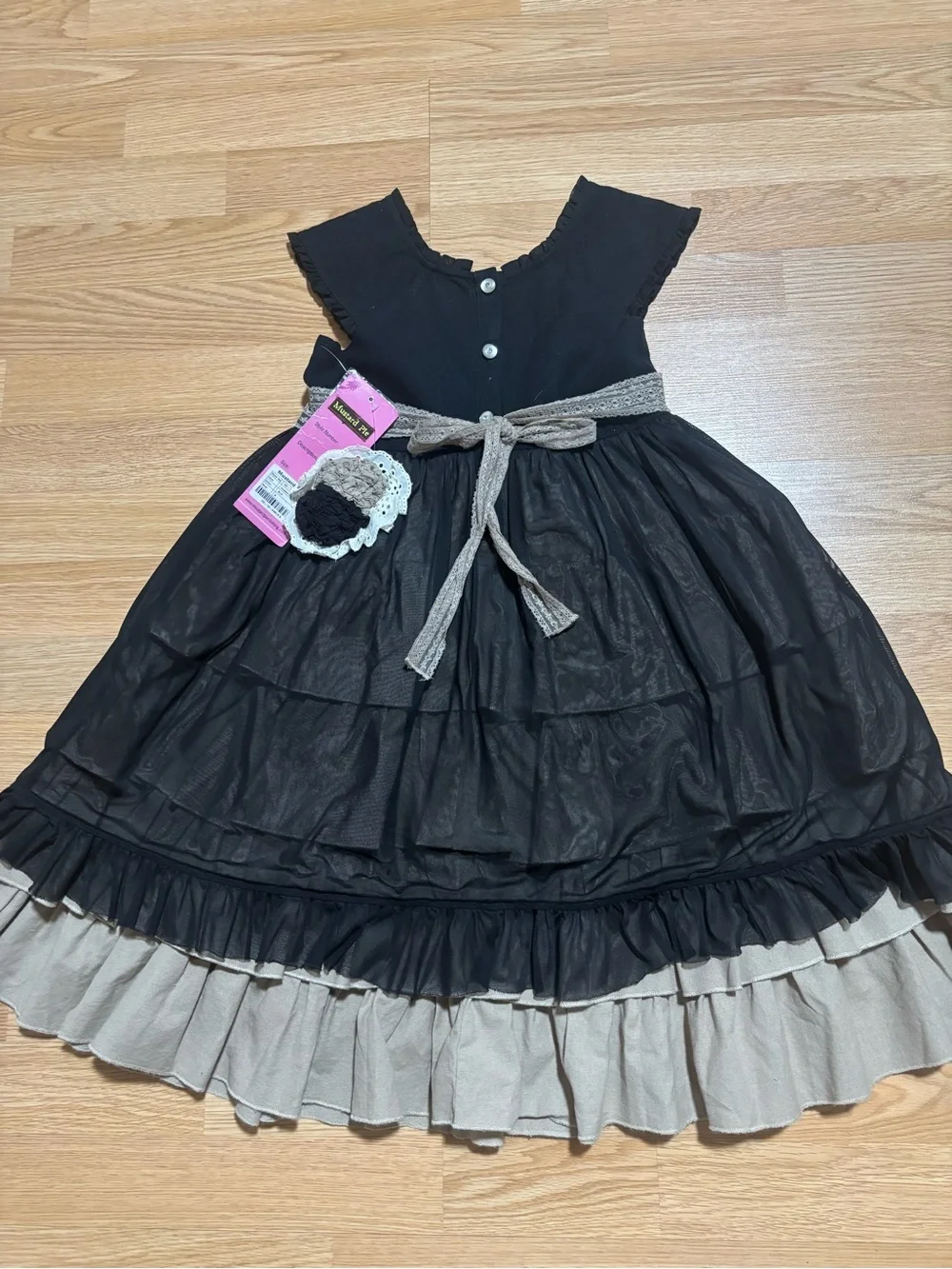 New “Mustard Pie” dress size 8 with matching hair clip with tag